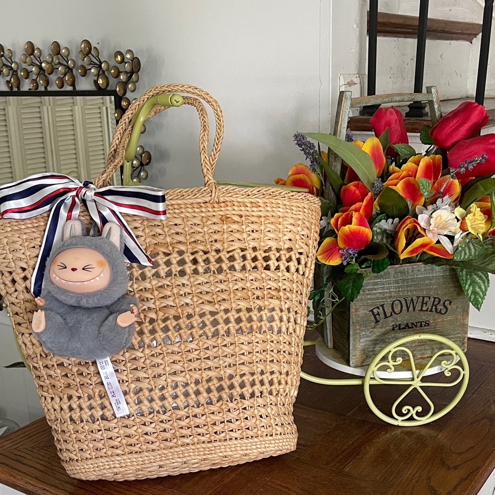 NWOT Woven Straw Tote